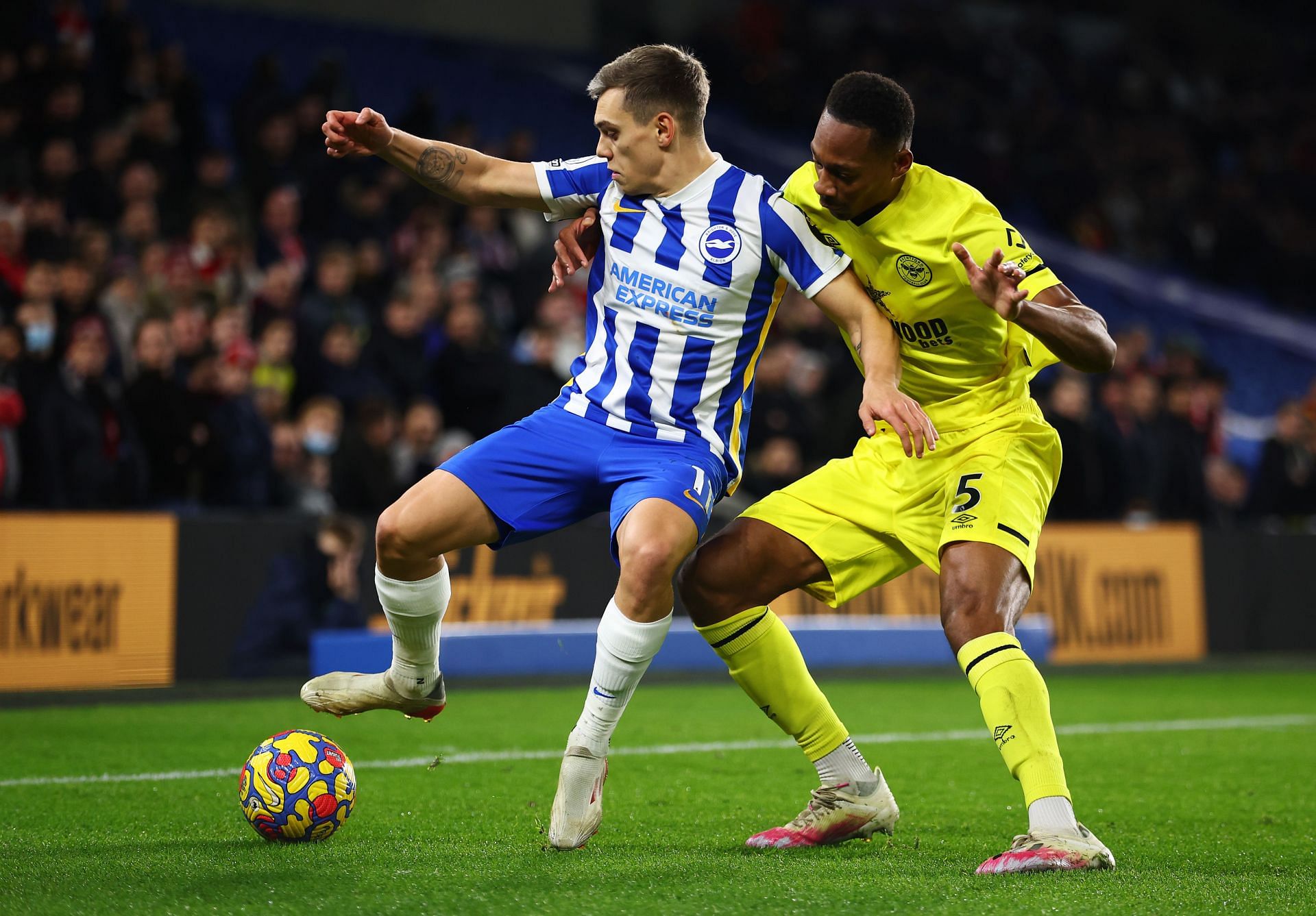 Brighton & Hove Albion v Brentford - Premier League